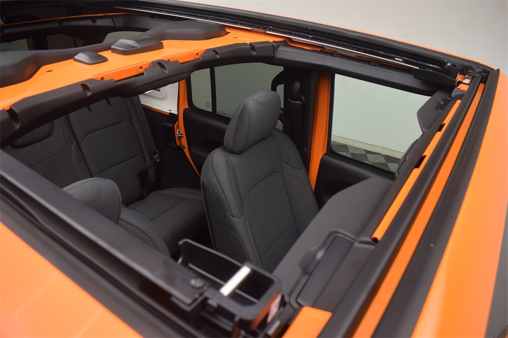 new 2025 Jeep Wrangler car, priced at $52,425