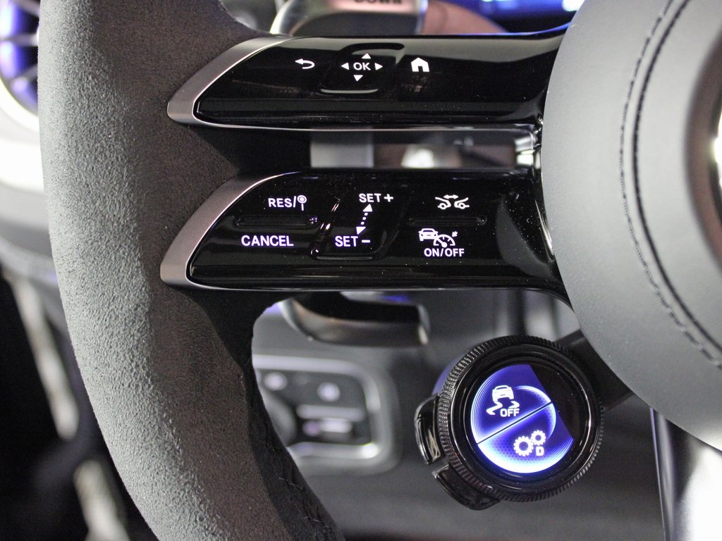 new 2025 Mercedes-Benz G-Class car, priced at $213,515