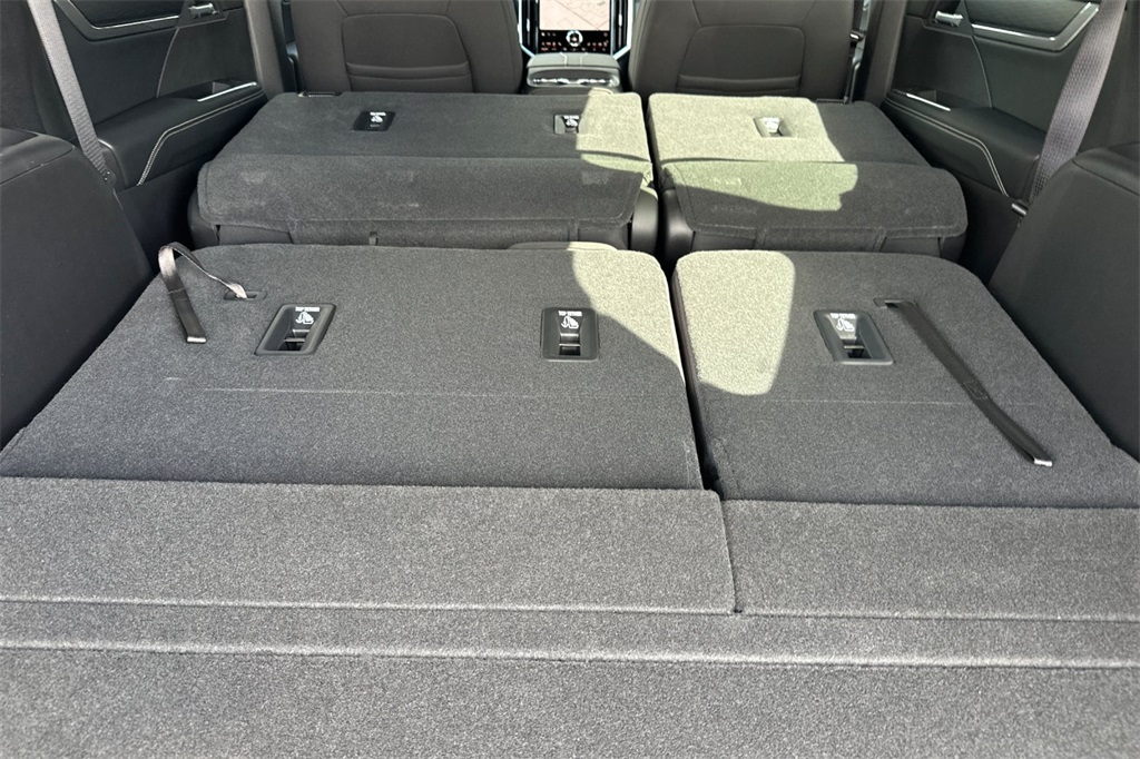 new 2025 GMC Acadia car, priced at $41,890