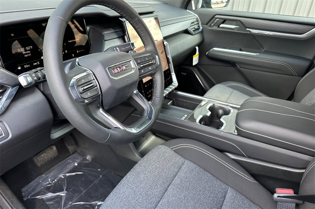 new 2025 GMC Acadia car, priced at $41,890