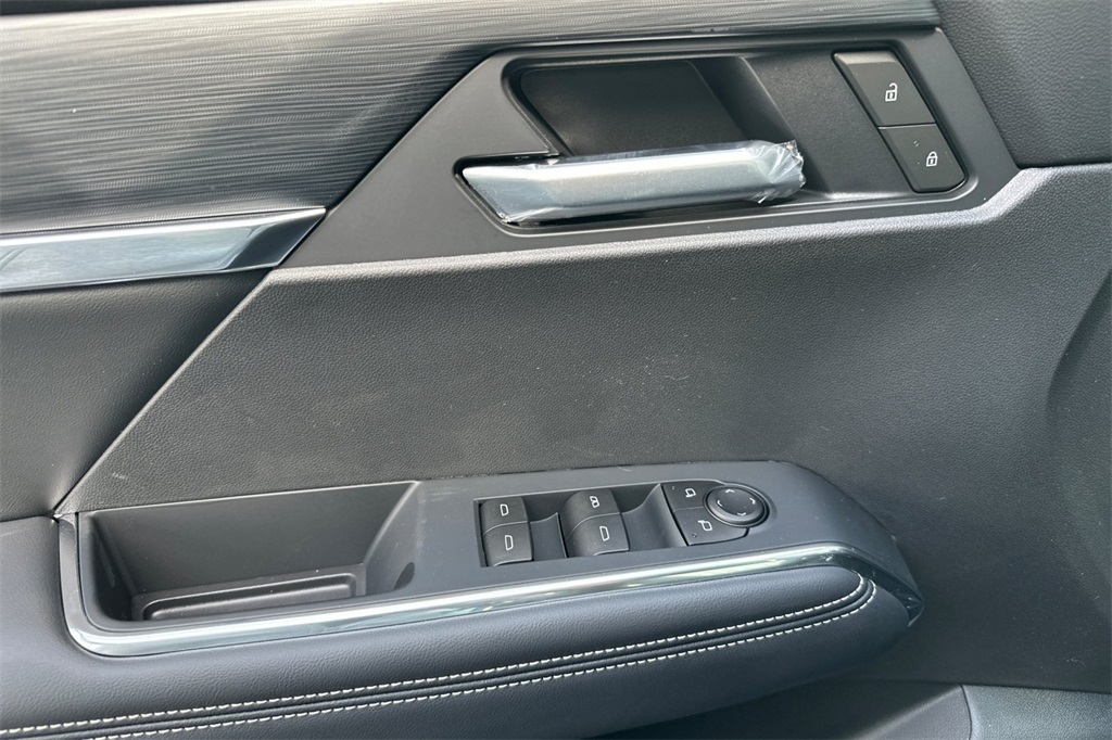 new 2025 GMC Acadia car, priced at $41,890