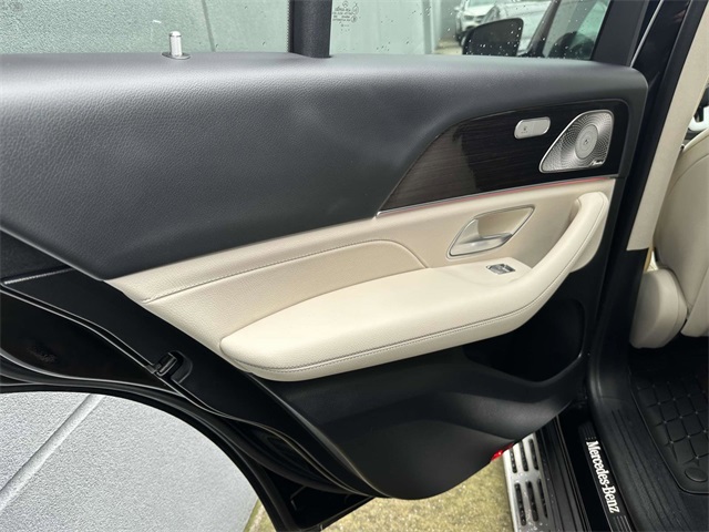 used 2022 Mercedes-Benz GLE car, priced at $45,674