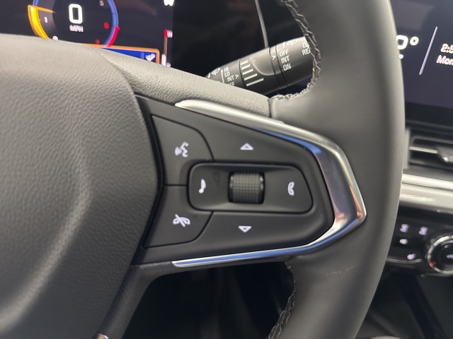 new 2025 Chevrolet Trax car, priced at $25,780