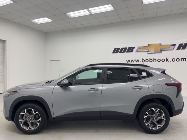 new 2025 Chevrolet Trax car, priced at $25,780