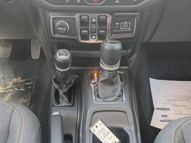 new 2025 Jeep Gladiator car, priced at $36,135