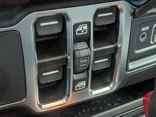 new 2025 Jeep Gladiator car, priced at $36,135