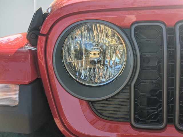new 2025 Jeep Gladiator car, priced at $36,135