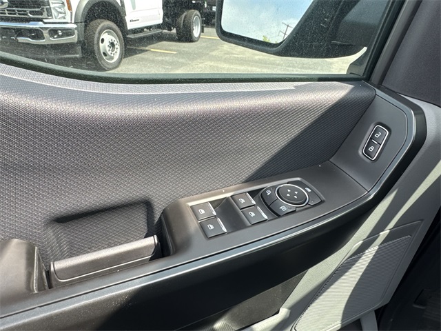 new 2024 Ford F-150 car, priced at $43,367