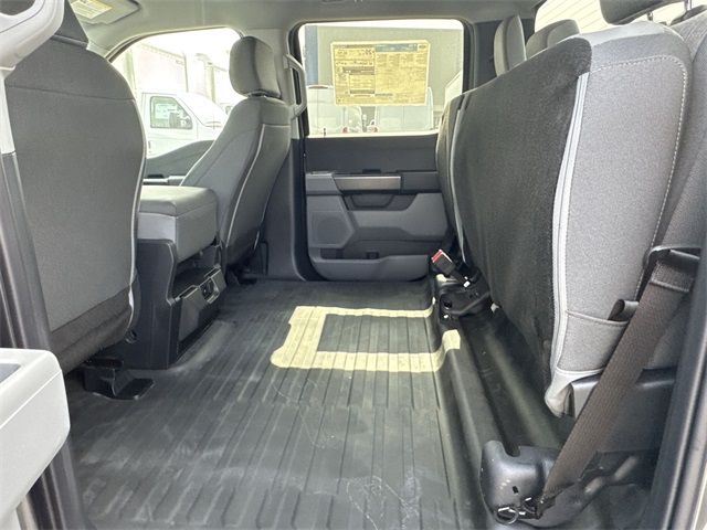 new 2024 Ford F-150 car, priced at $43,367