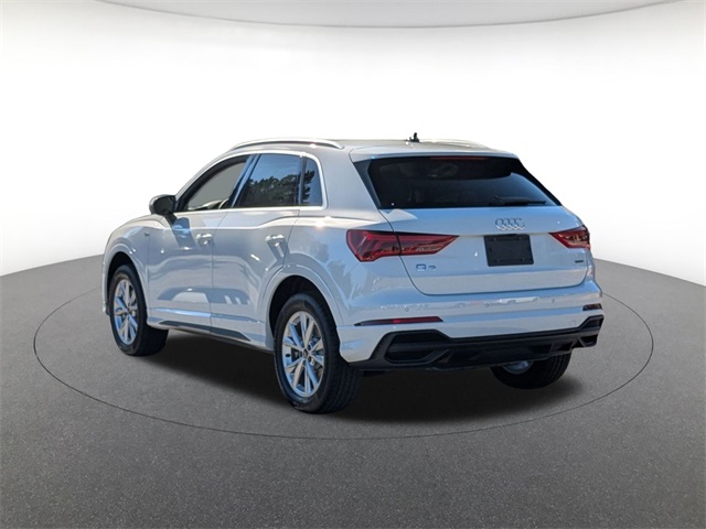 new 2025 Audi Q3 car, priced at $43,200