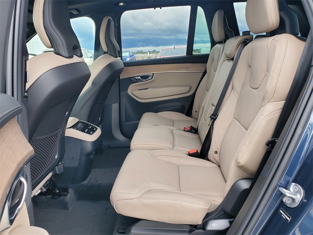 new 2026 Volvo XC90 car, priced at $68,325