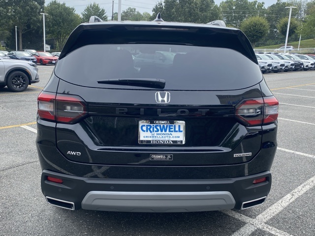 new 2025 Honda Pilot car, priced at $46,755