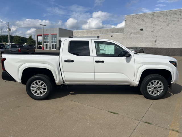 new 2025 Toyota Tacoma car, priced at $40,914