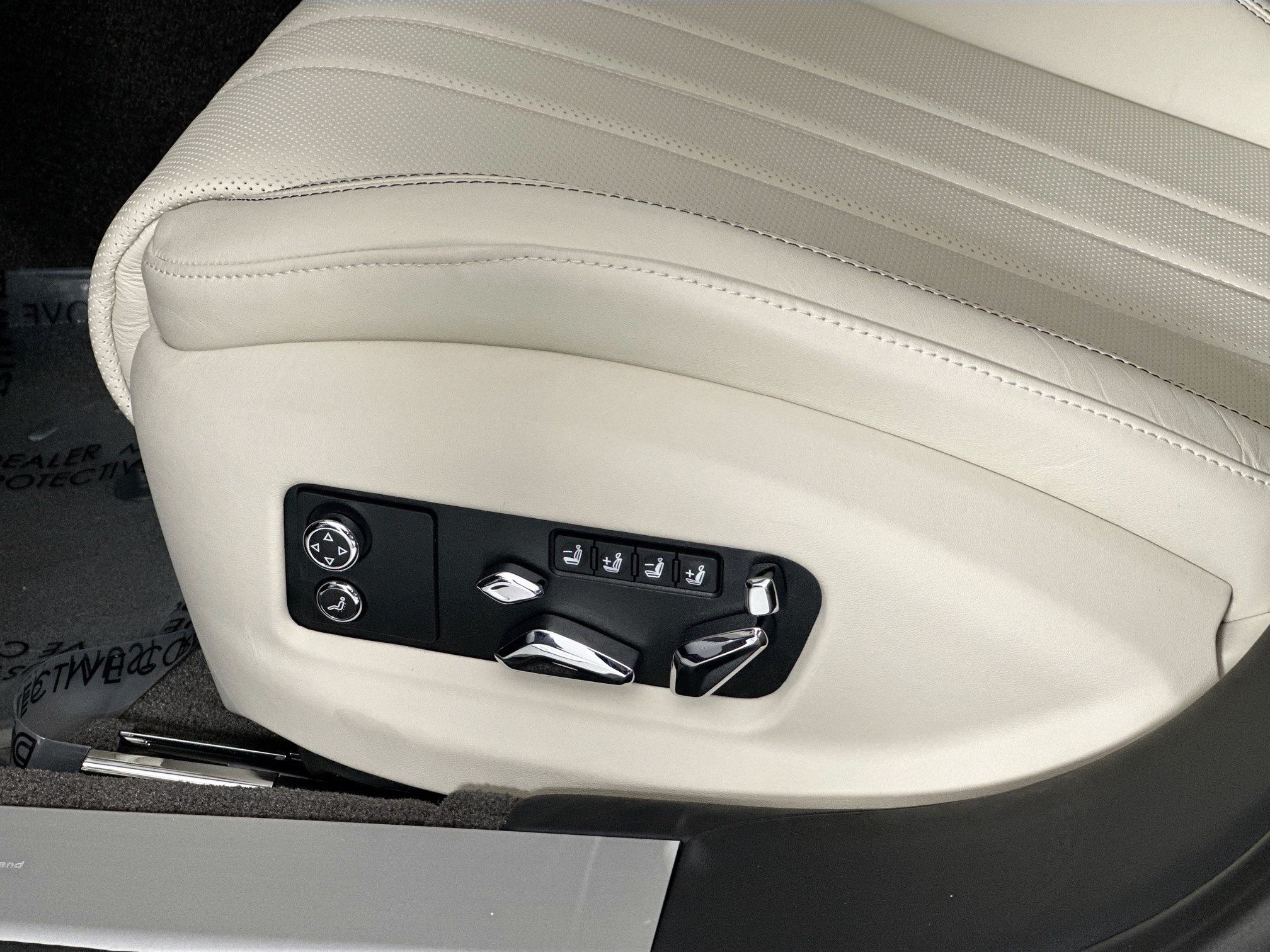 new 2026 Bentley Flying Spur car