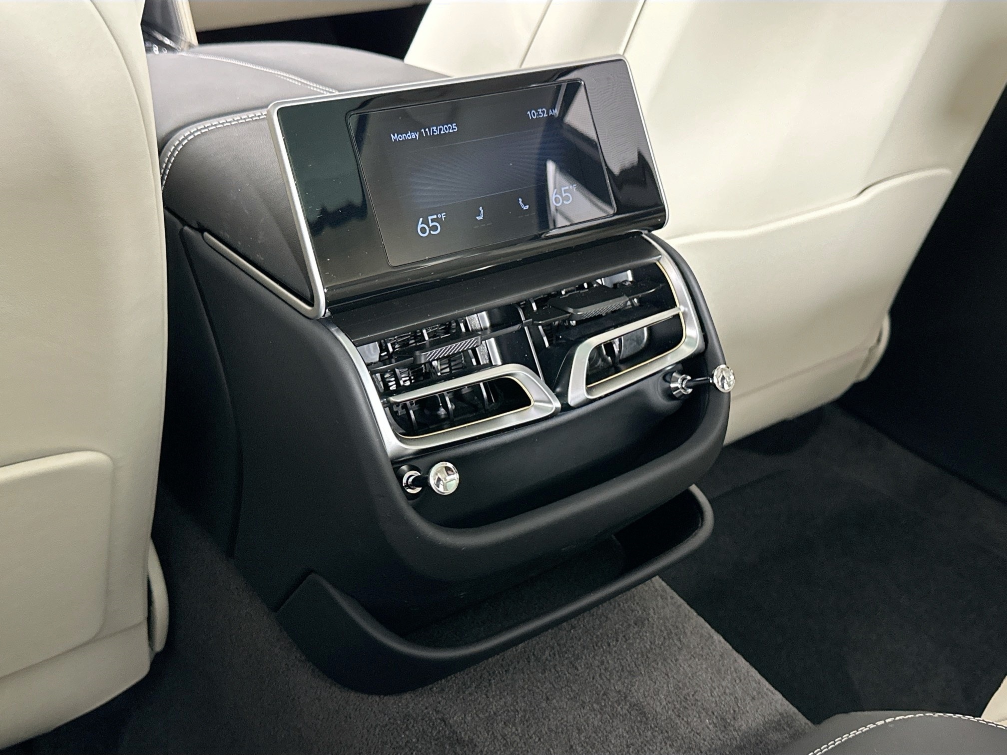 new 2026 Bentley Flying Spur car