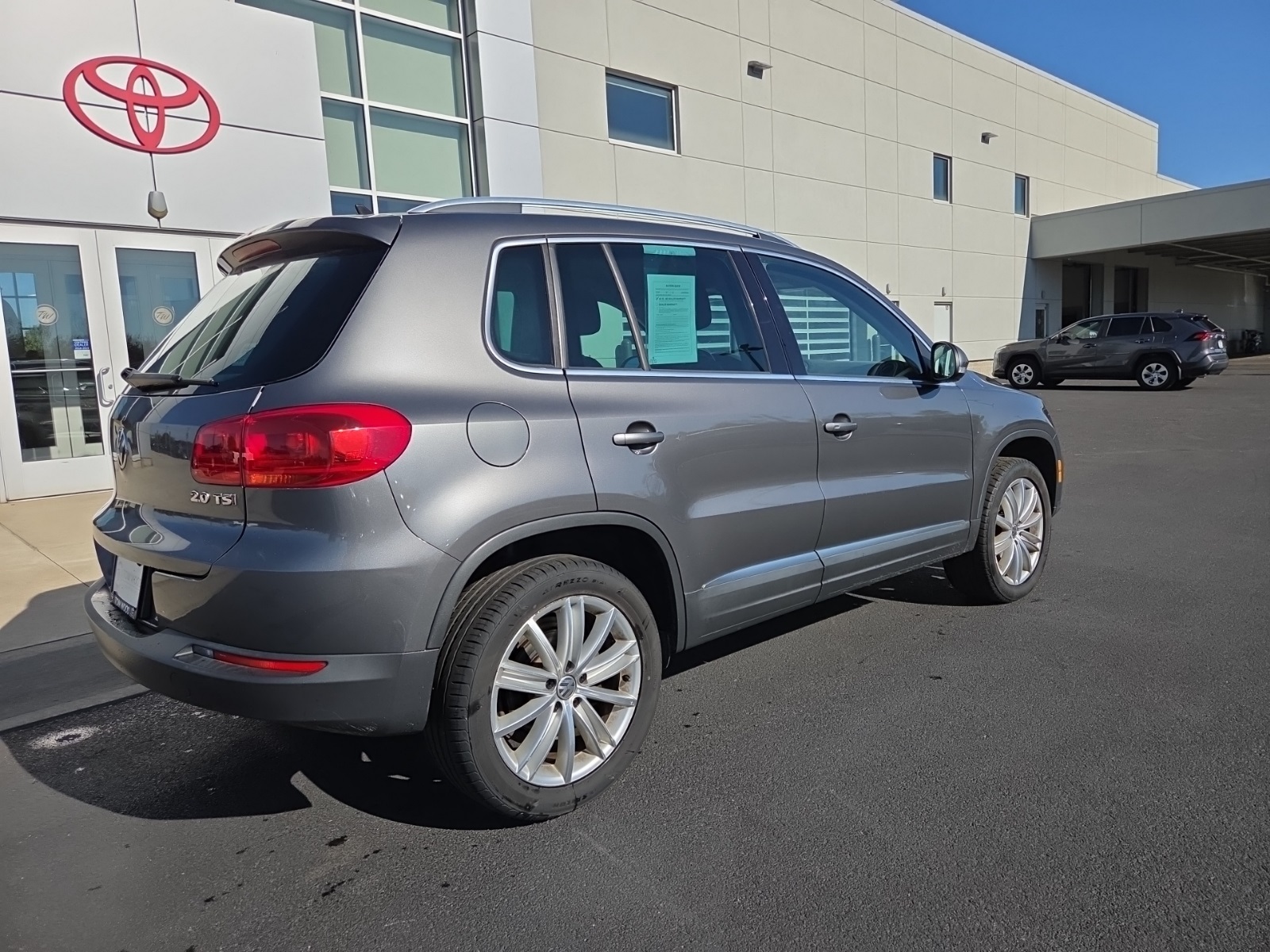 used 2014 Volkswagen Tiguan car, priced at $5,244