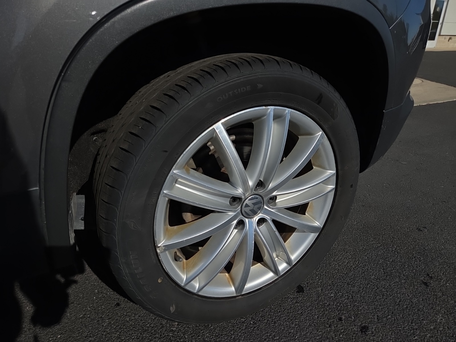 used 2014 Volkswagen Tiguan car, priced at $5,244