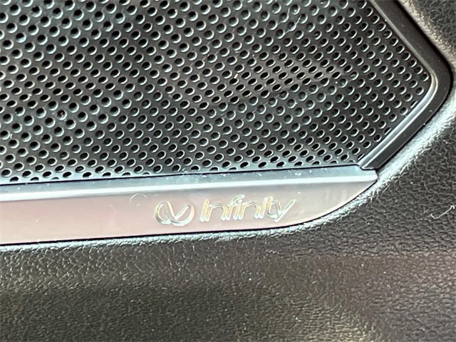 used 2019 Hyundai Santa Fe car, priced at $17,188