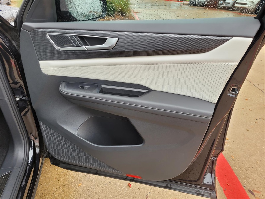 used 2025 Volkswagen Atlas Cross Sport car, priced at $42,490