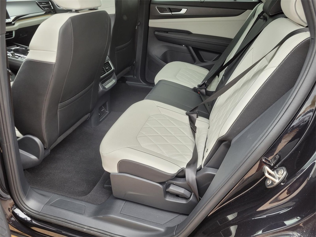 used 2025 Volkswagen Atlas Cross Sport car, priced at $42,490