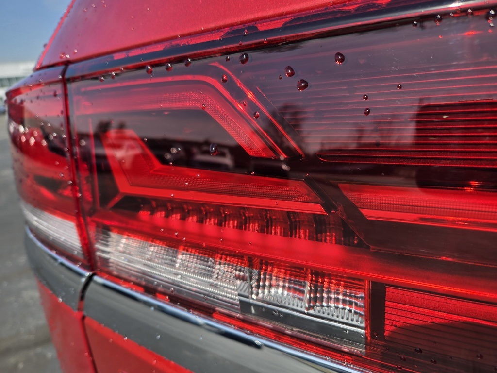 new 2025 Volkswagen Atlas car, priced at $46,093