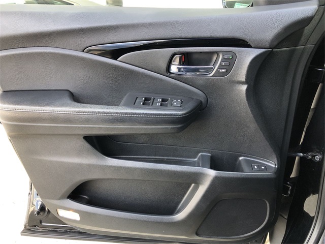 used 2017 Honda Pilot car, priced at $20,489