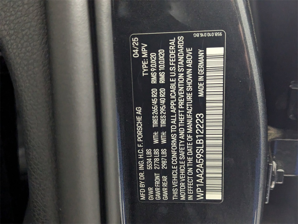used 2025 Porsche Macan car, priced at $78,415
