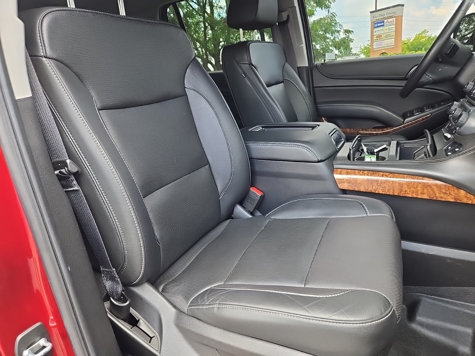 used 2020 Chevrolet Tahoe car, priced at $39,000