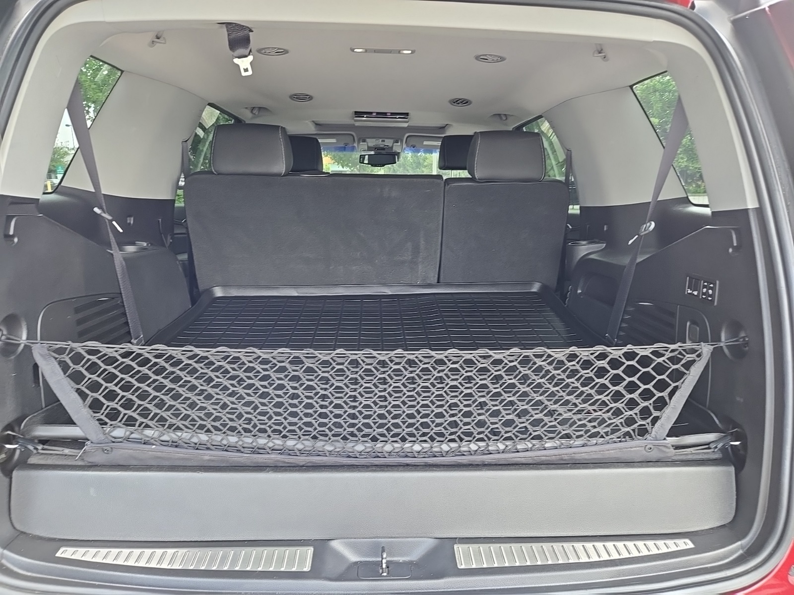 used 2020 Chevrolet Tahoe car, priced at $39,000