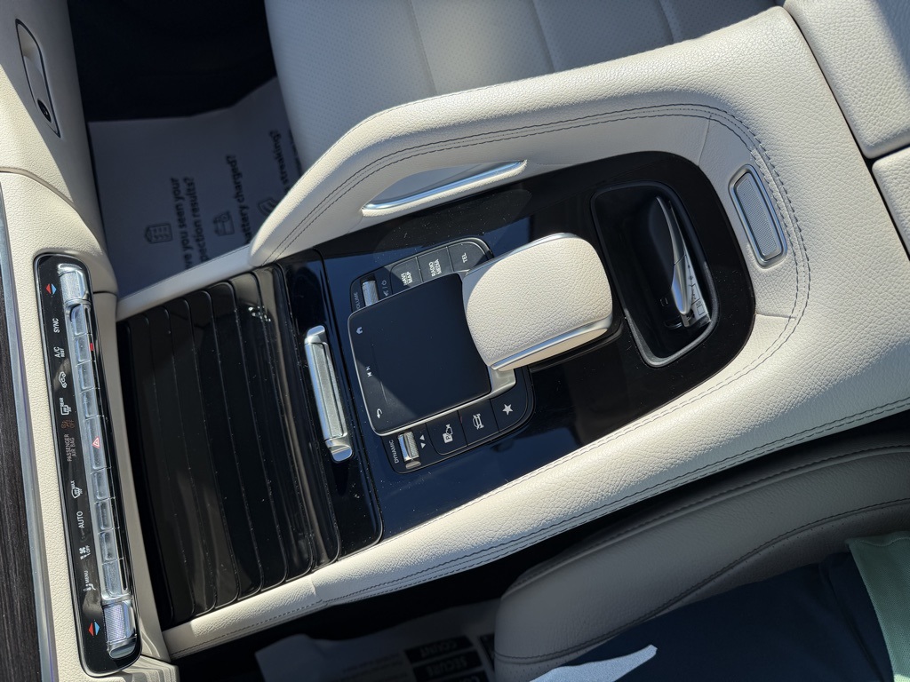 used 2021 Mercedes-Benz GLE car, priced at $37,903