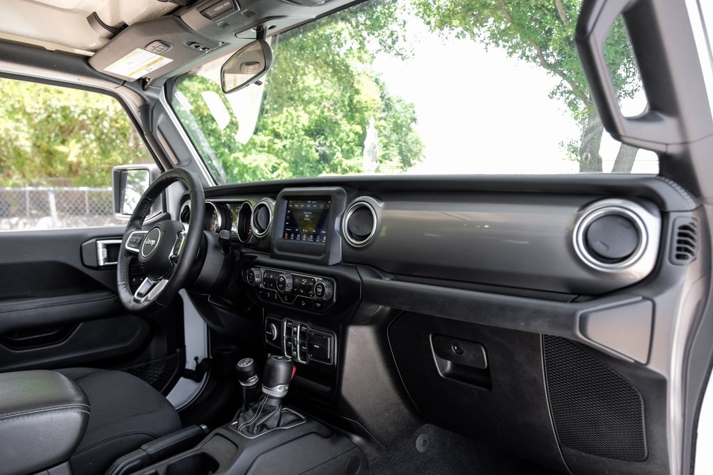 used 2019 Jeep Wrangler car, priced at $28,097