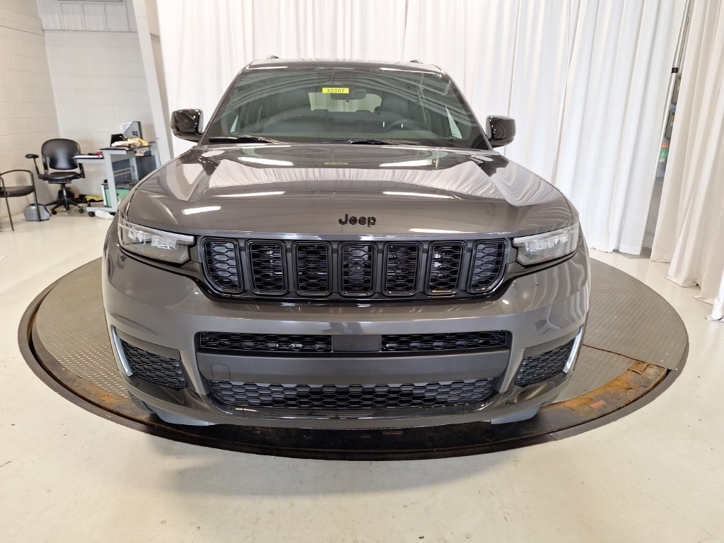 new 2025 Jeep Grand Cherokee L car, priced at $49,620