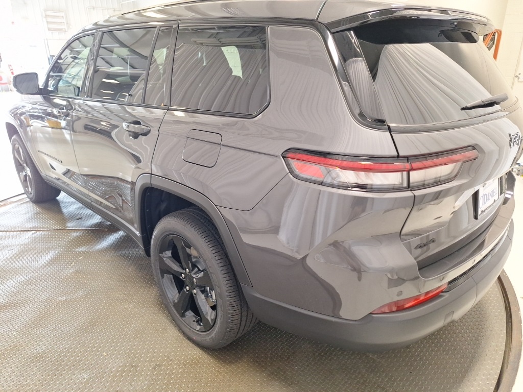 new 2025 Jeep Grand Cherokee L car, priced at $49,620