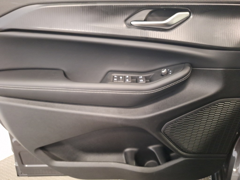 new 2025 Jeep Grand Cherokee L car, priced at $49,620