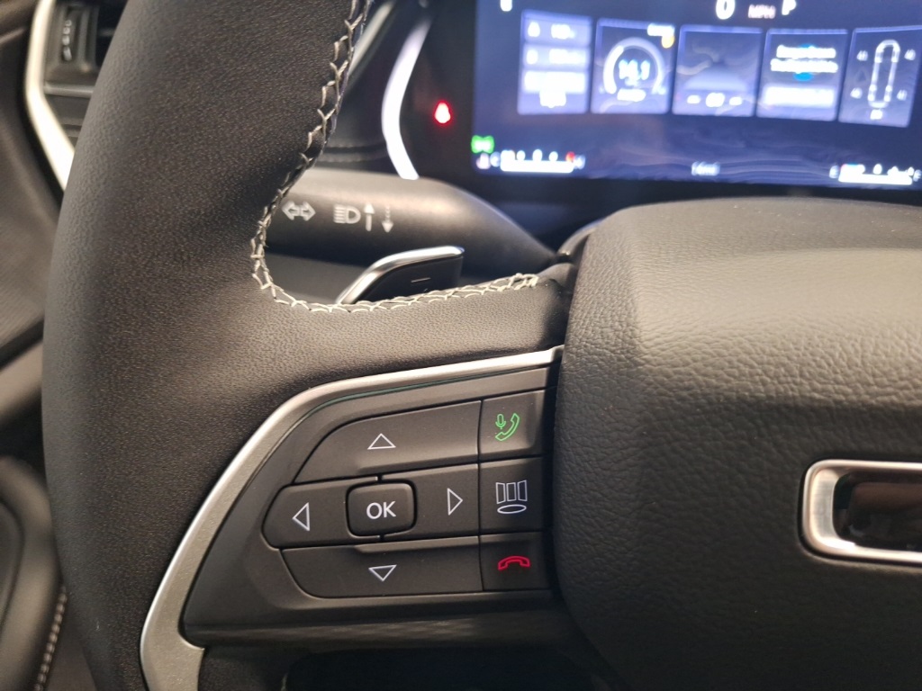 new 2025 Jeep Grand Cherokee L car, priced at $49,620
