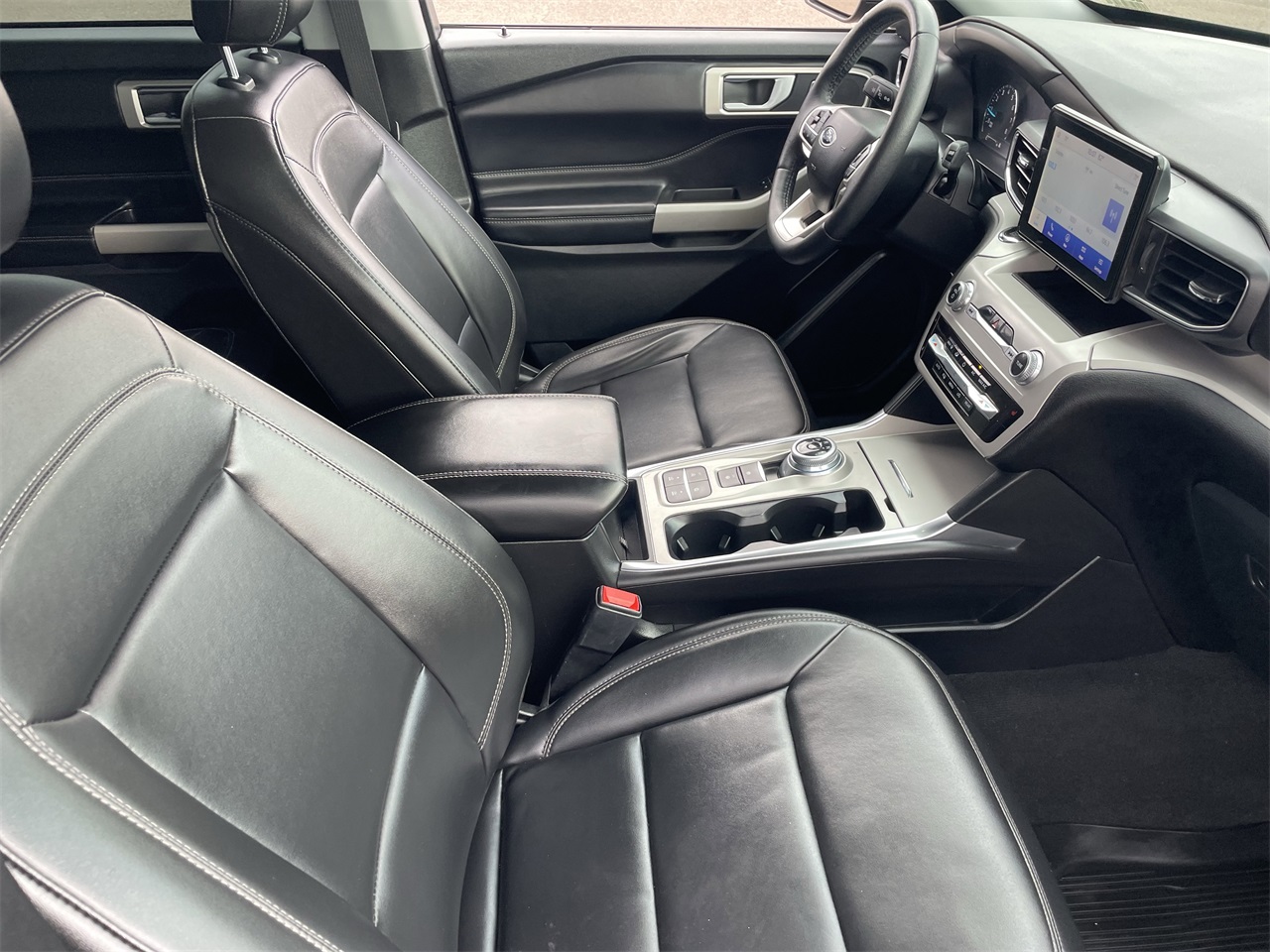 used 2023 Ford Explorer car, priced at $29,660