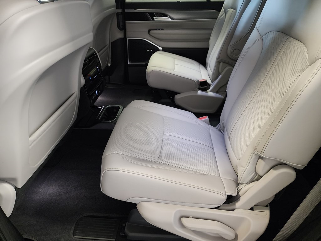 new 2025 Jeep Wagoneer car, priced at $76,735