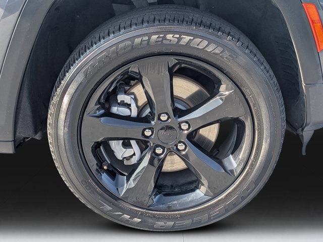 used 2023 Jeep Grand Cherokee L car, priced at $28,679