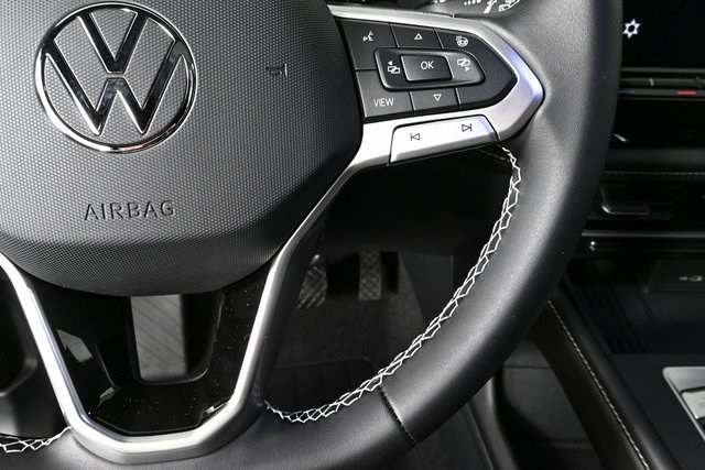 new 2026 Volkswagen Atlas Cross Sport car, priced at $42,226