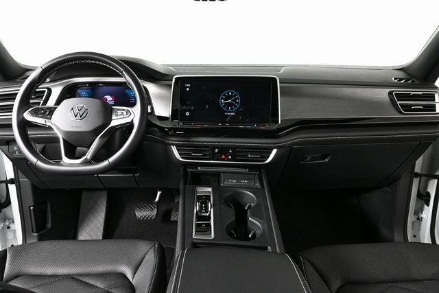 new 2026 Volkswagen Atlas Cross Sport car, priced at $42,226