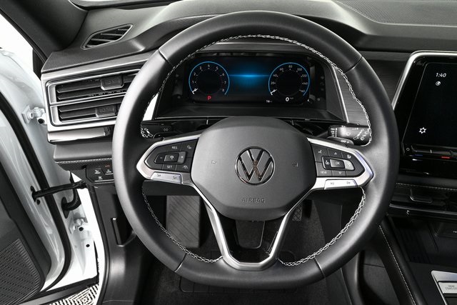 new 2026 Volkswagen Atlas Cross Sport car, priced at $42,226