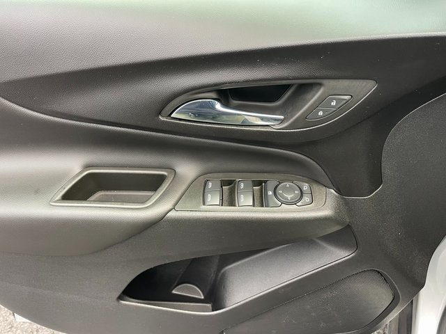 used 2022 Chevrolet Equinox car, priced at $24,995