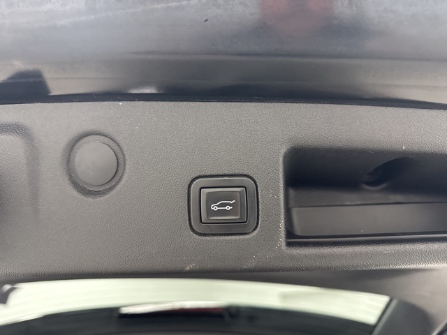 used 2019 Chevrolet Equinox car, priced at $13,110