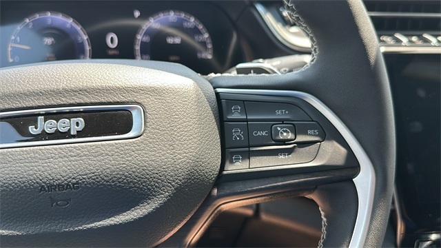 new 2025 Jeep Grand Cherokee car, priced at $44,494