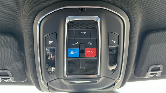 new 2025 Jeep Grand Cherokee car, priced at $44,494