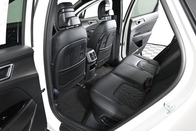 new 2025 Kia Sportage Plug-In Hybrid car, priced at $45,121