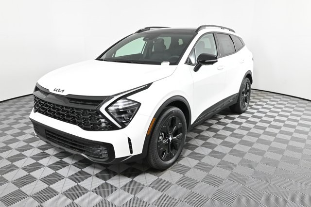 new 2025 Kia Sportage Plug-In Hybrid car, priced at $45,121
