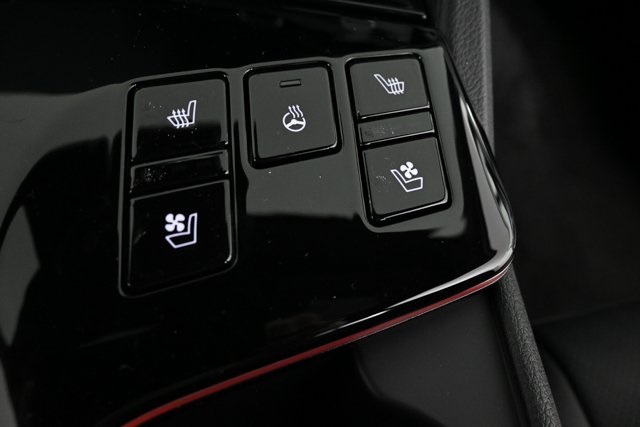 new 2025 Kia Sportage Plug-In Hybrid car, priced at $45,121