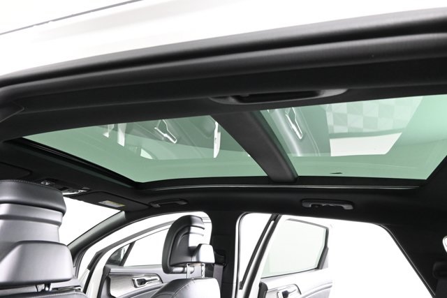 new 2025 Kia Sportage Plug-In Hybrid car, priced at $45,121
