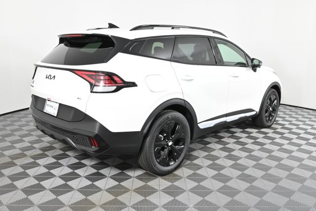 new 2025 Kia Sportage Plug-In Hybrid car, priced at $45,121